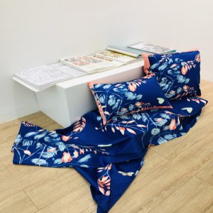 《繁花锦梦&middot;凝华靠枕》